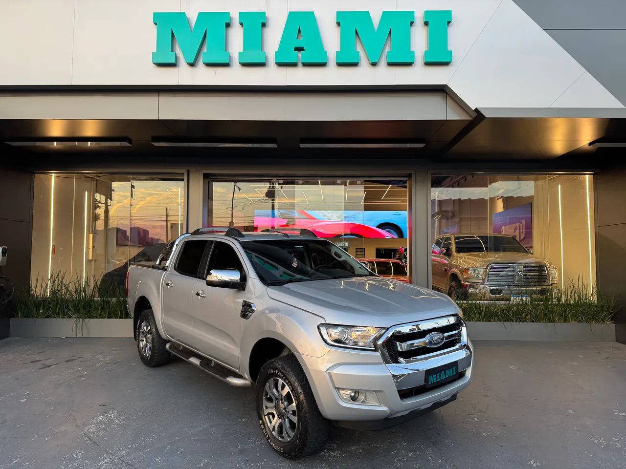 Ford Ranger XLT 2.5 16V 4X2 CD Flex 2017