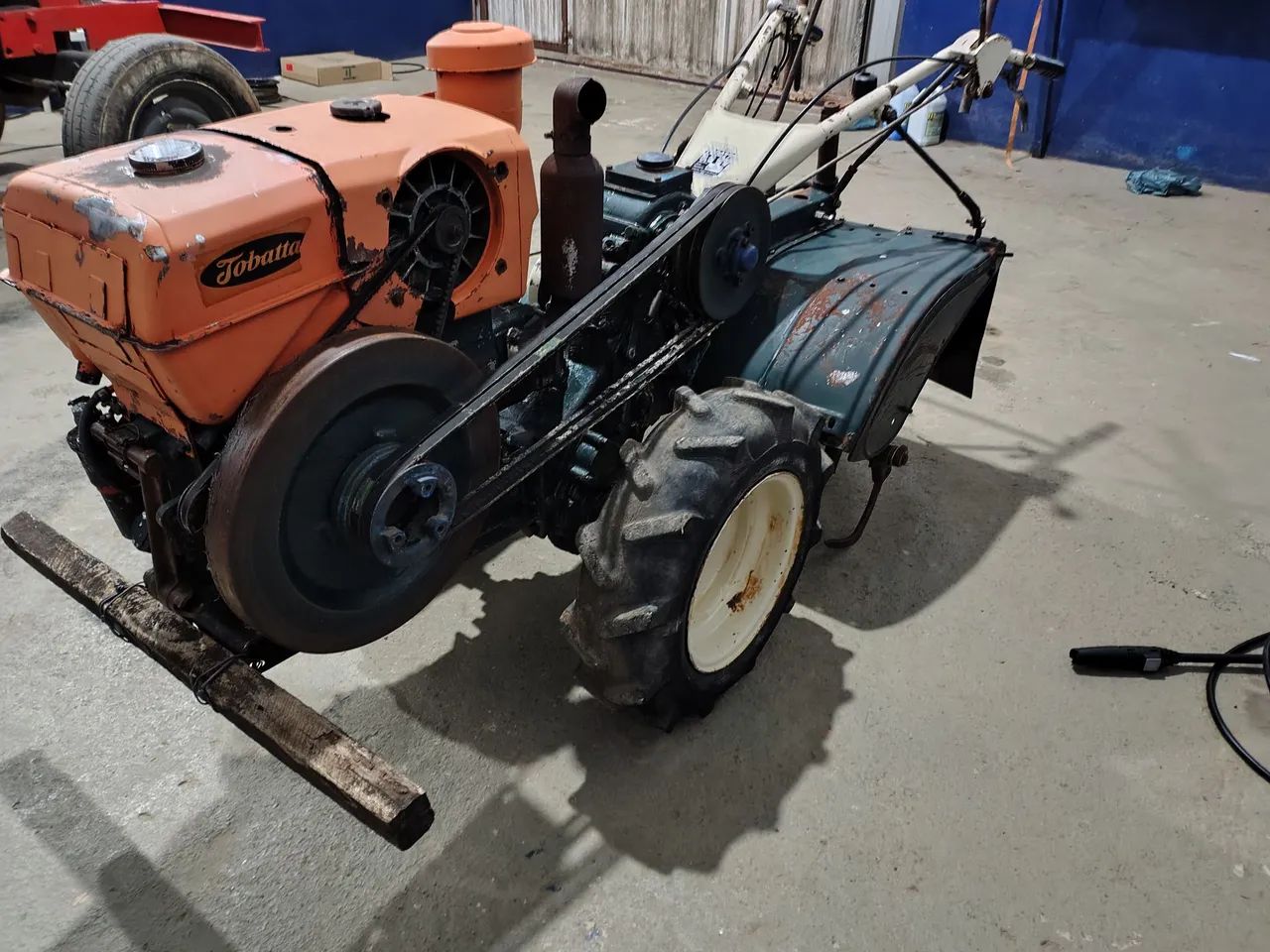 Trator Tobata - Foto 3