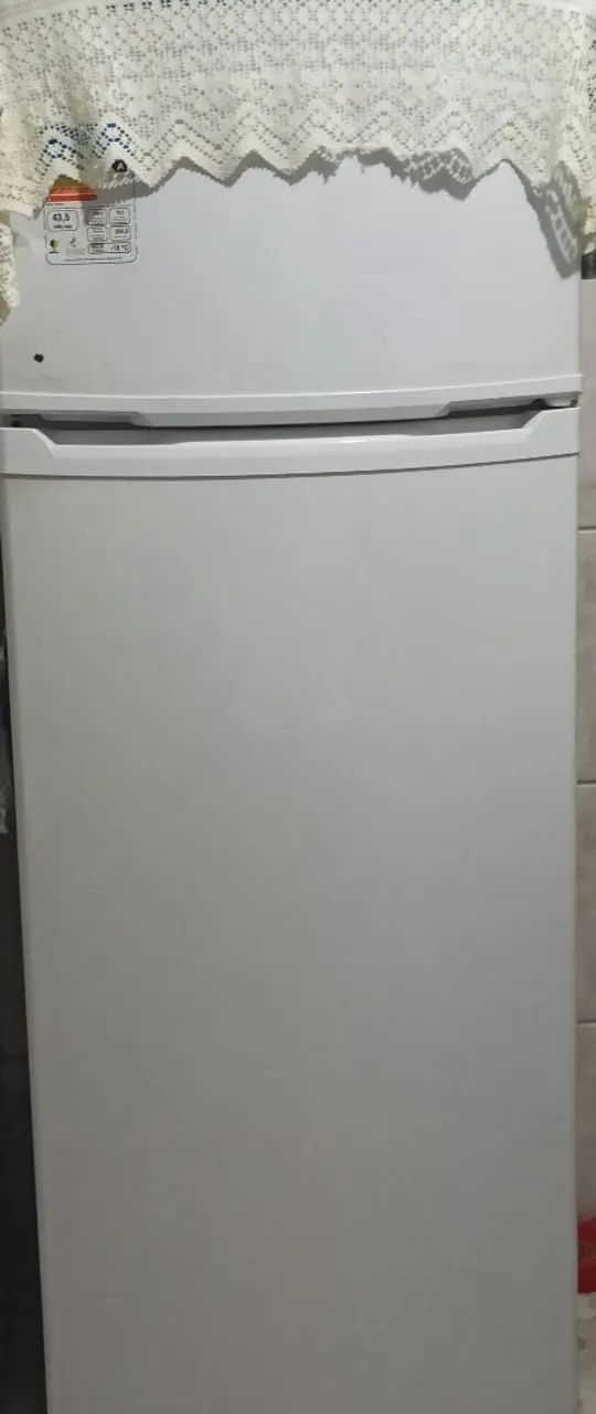 Geladeira em ótimo estado - Foto 2