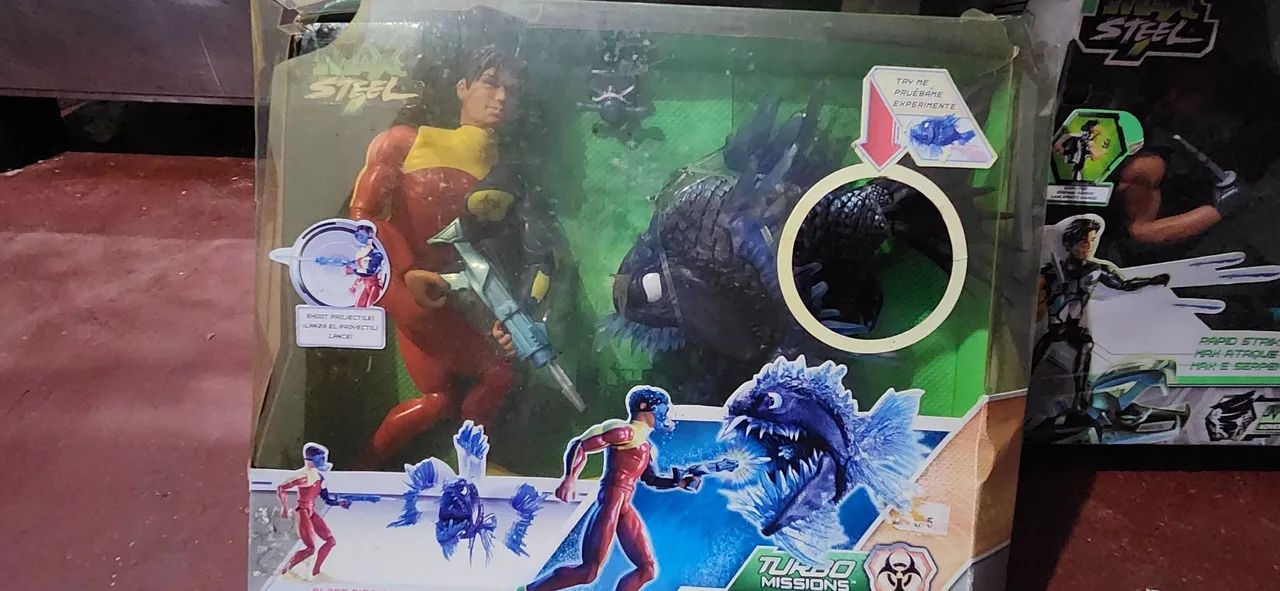 Lote de Max steel  - Foto 2