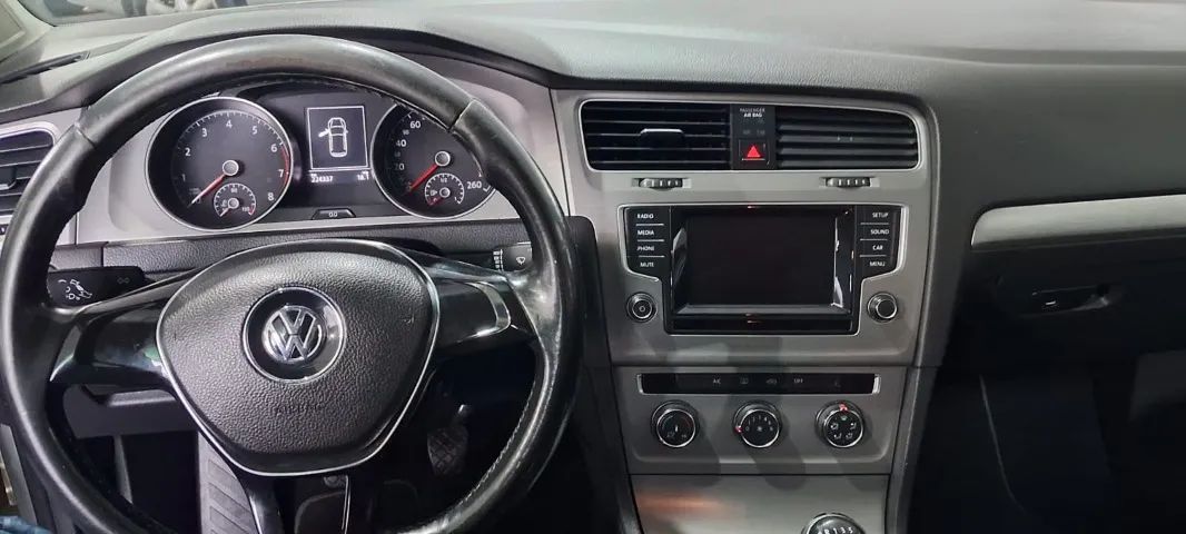 Volkswagen Golf 2015