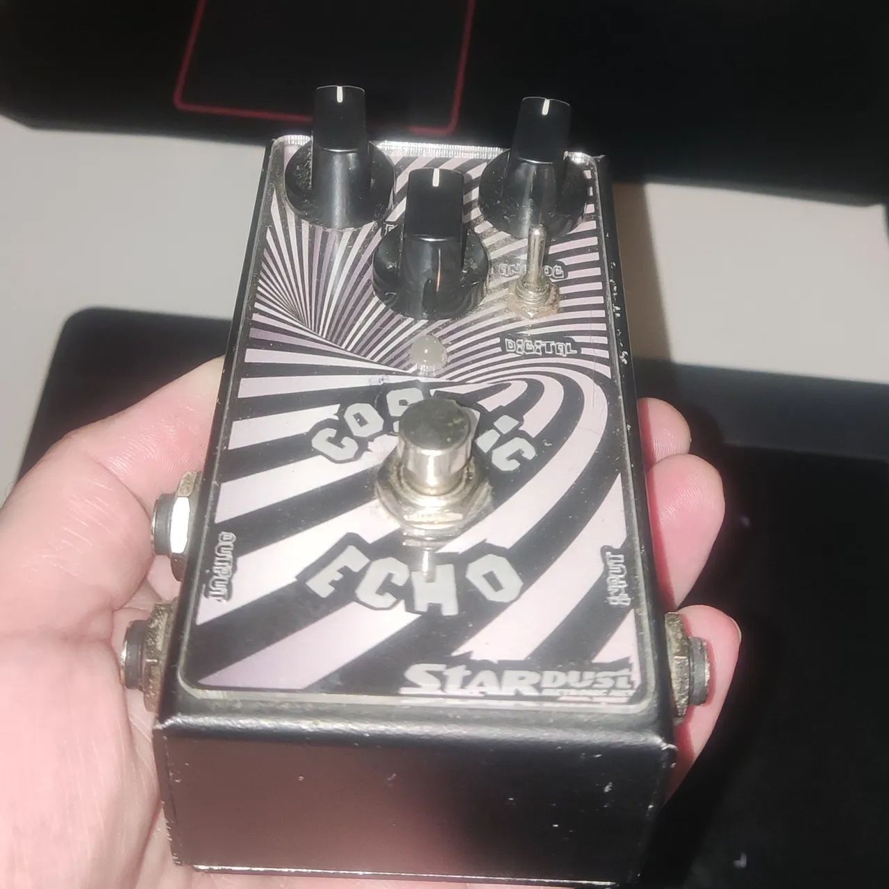 Pedal de delay com Mod - Stardust Cosmic Echo - Foto 2