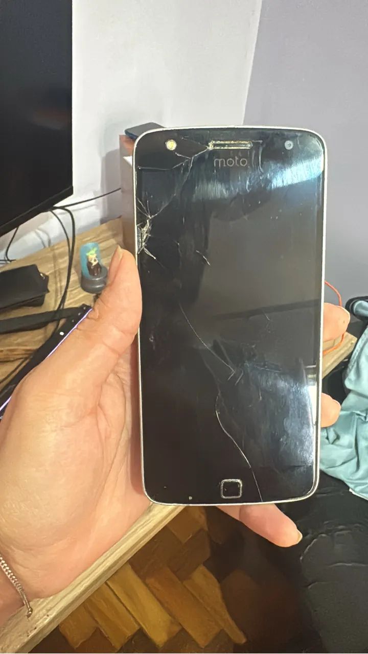 Celular Moto z play