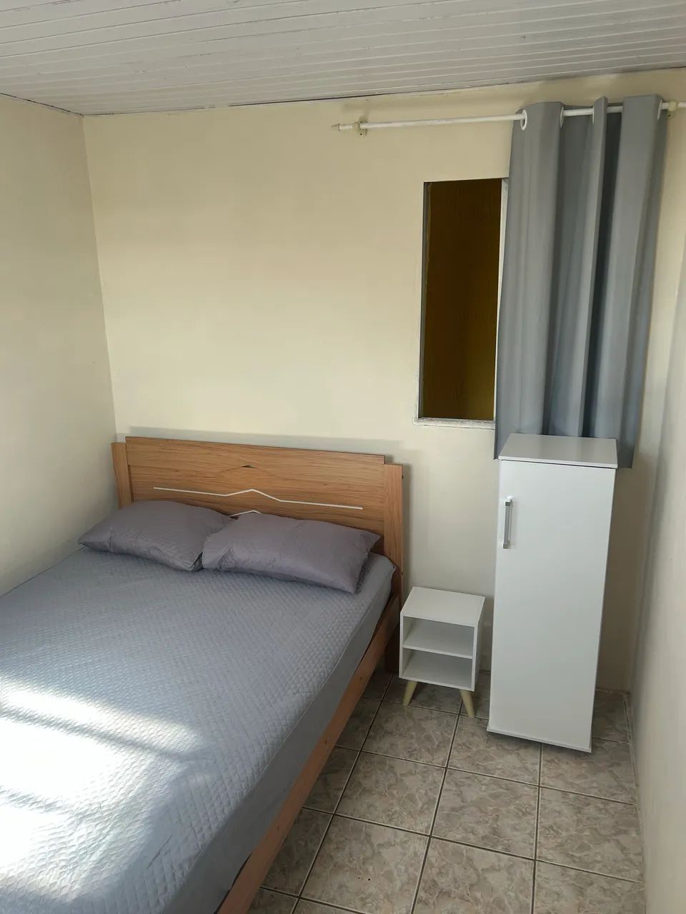 KITNET MOBILIADA NA ORLA DE PITUAÇU 