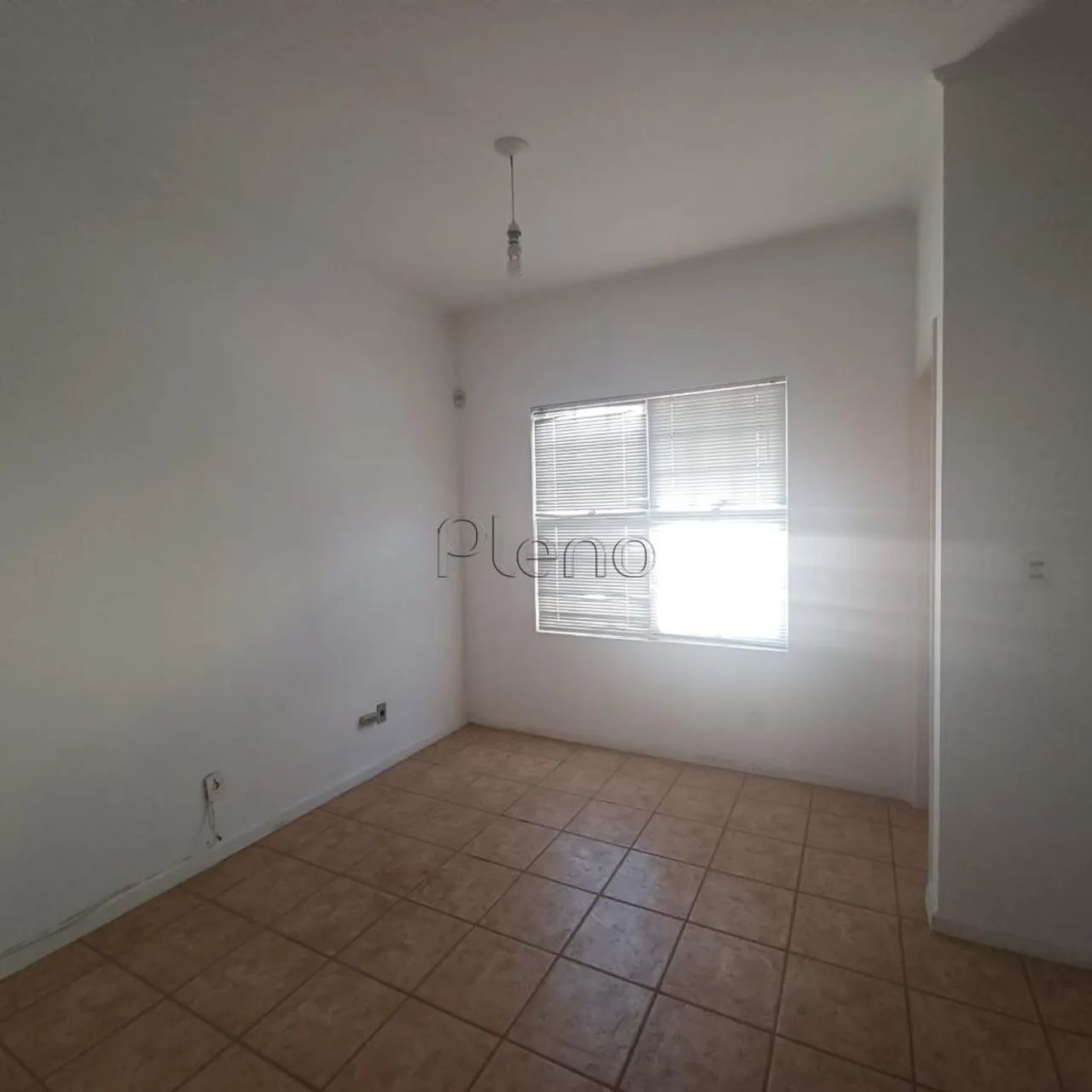 Sala para alugar em Valinhos, Vila Martina, com 50 m² - Foto 3