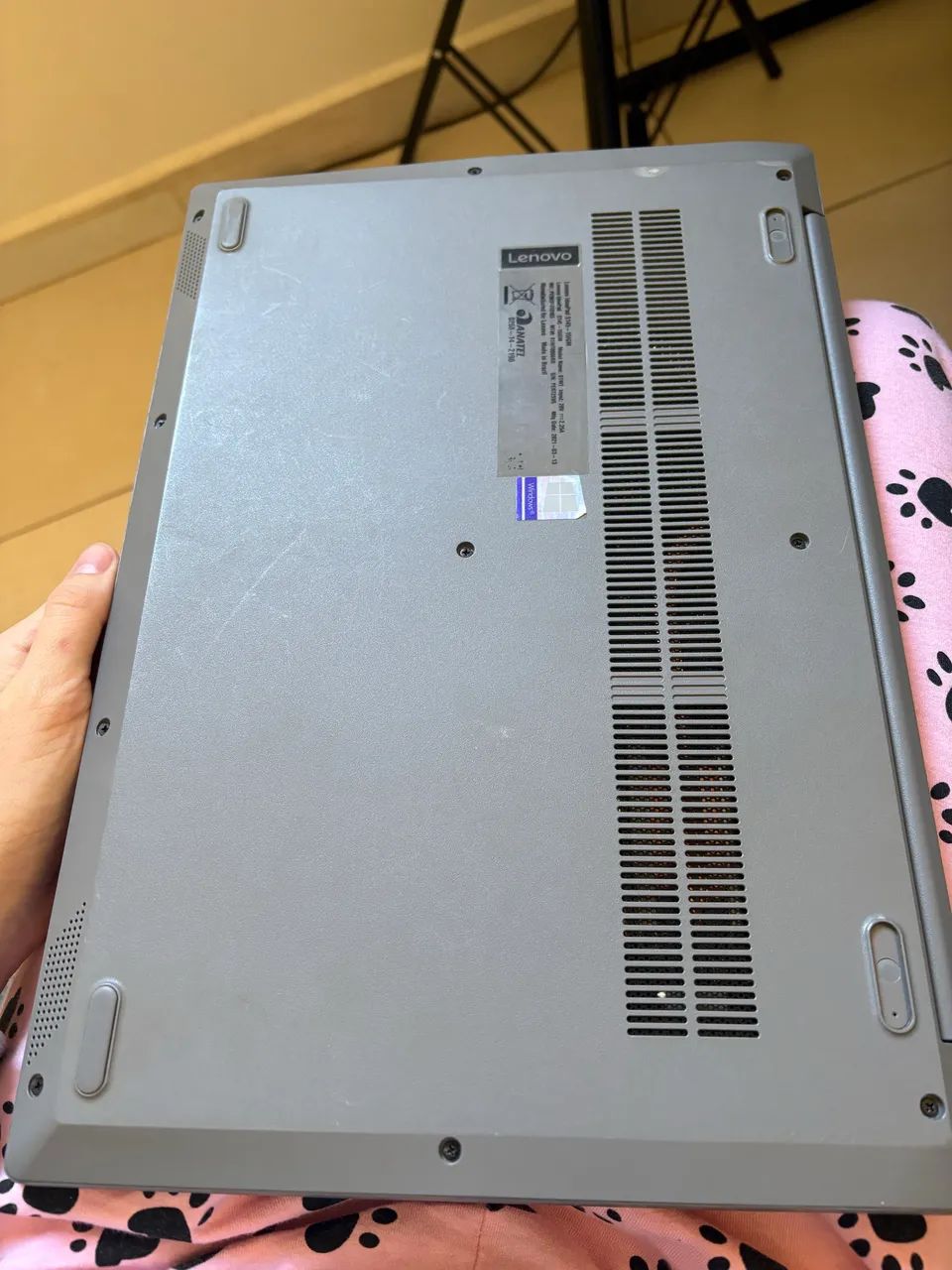 Notebook Lenovo usado 