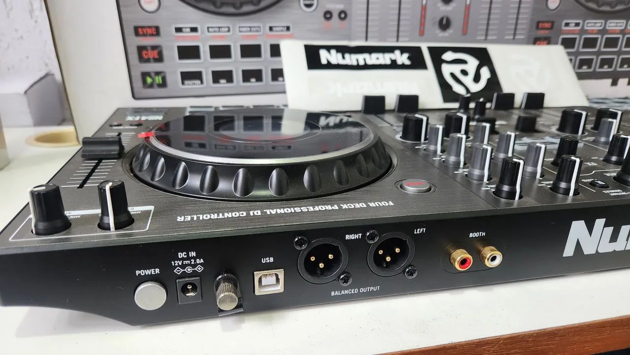 CONTROLADORA DJ NUMARK NS4 FX - Foto 5