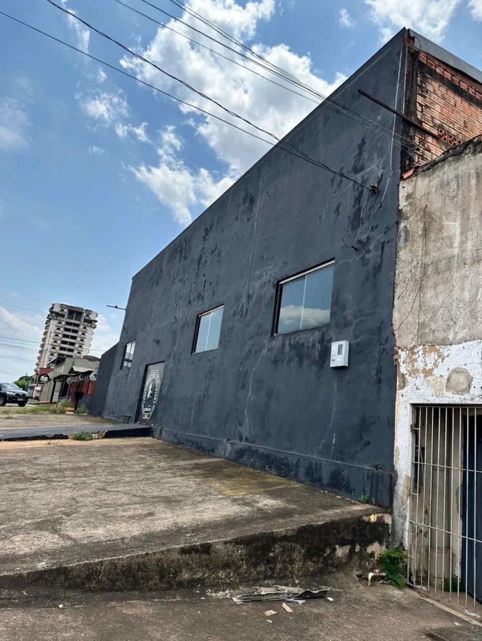 Aluguel galpão 340m2 por 4.000 mês 