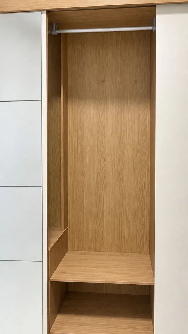 Guarda roupa com portas de correr e espelho  - Foto 4