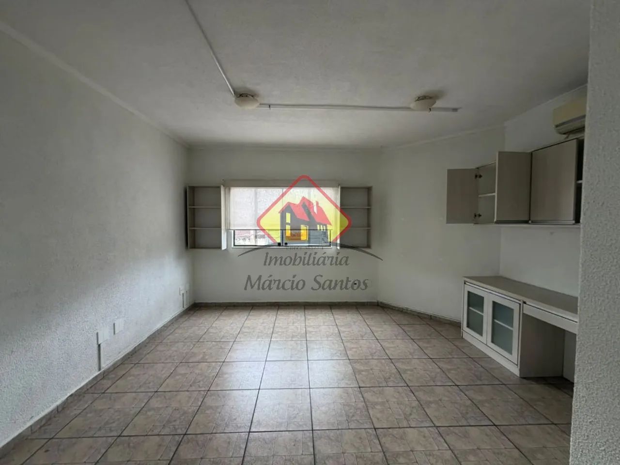 Locação de Comercial / Sala na cidade de Taubaté - Foto 2