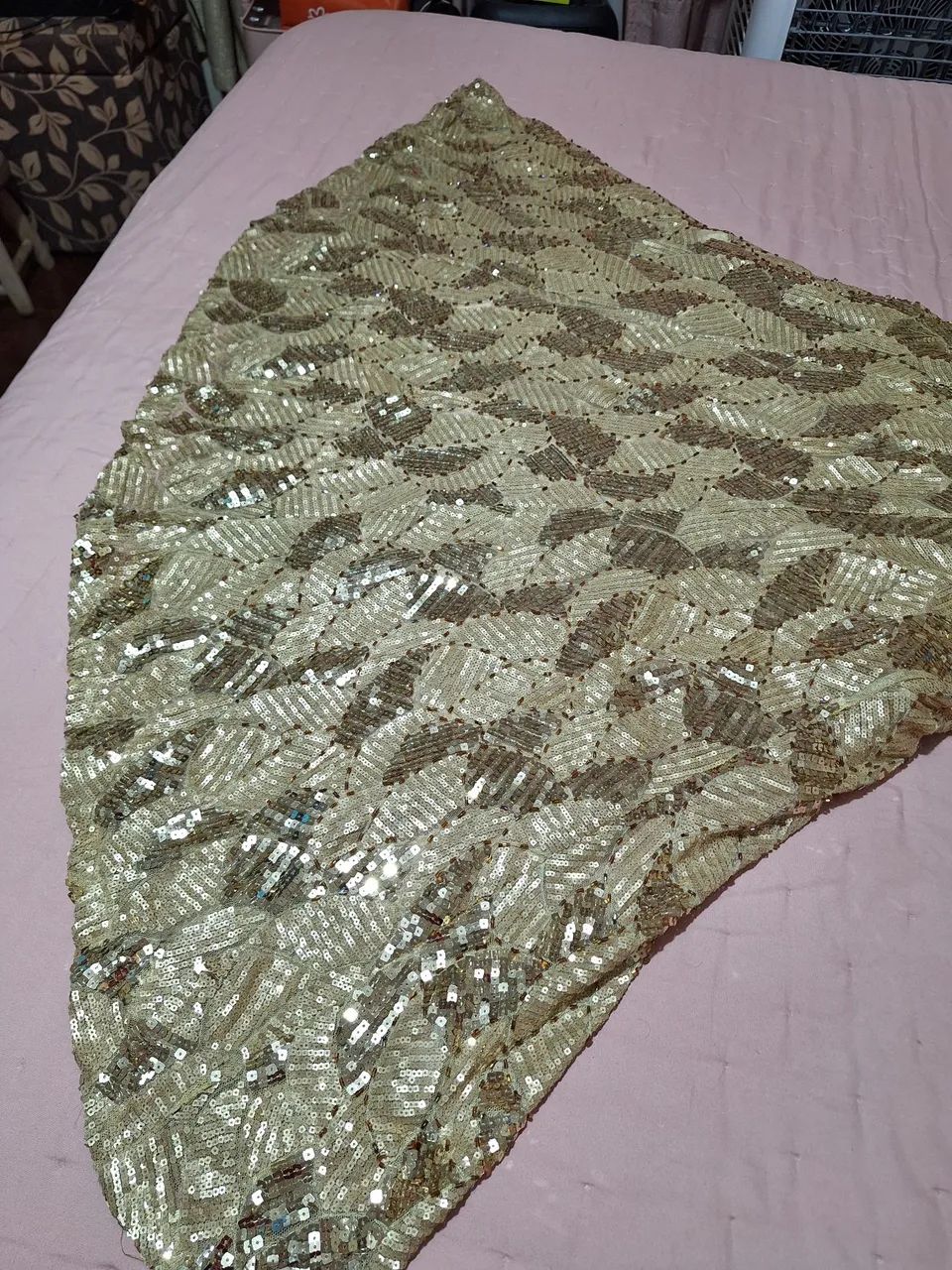 Vestido Dourado todo bordado - Foto 5