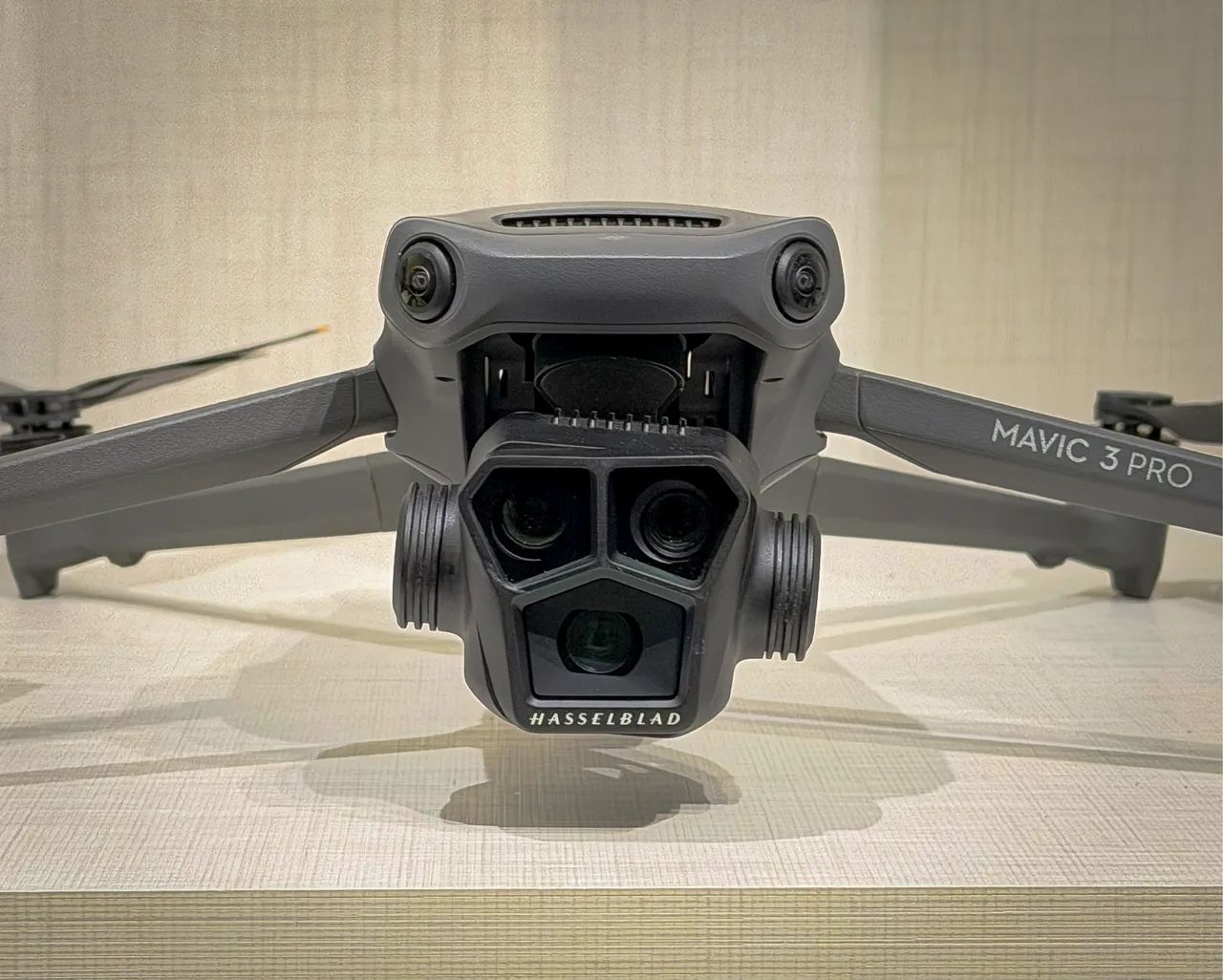 Dji Mavic 3 PRO - FLY MORE - Foto 4