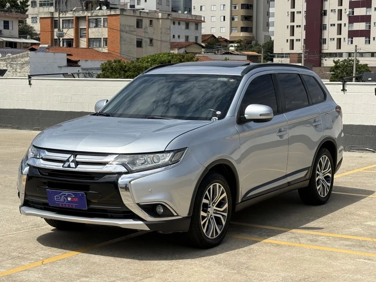 Mitsubishi Outlander OUTLANDER COMFORT 2.0 16V Aut. 2016