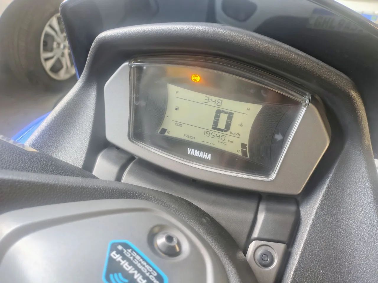 Nmax conect