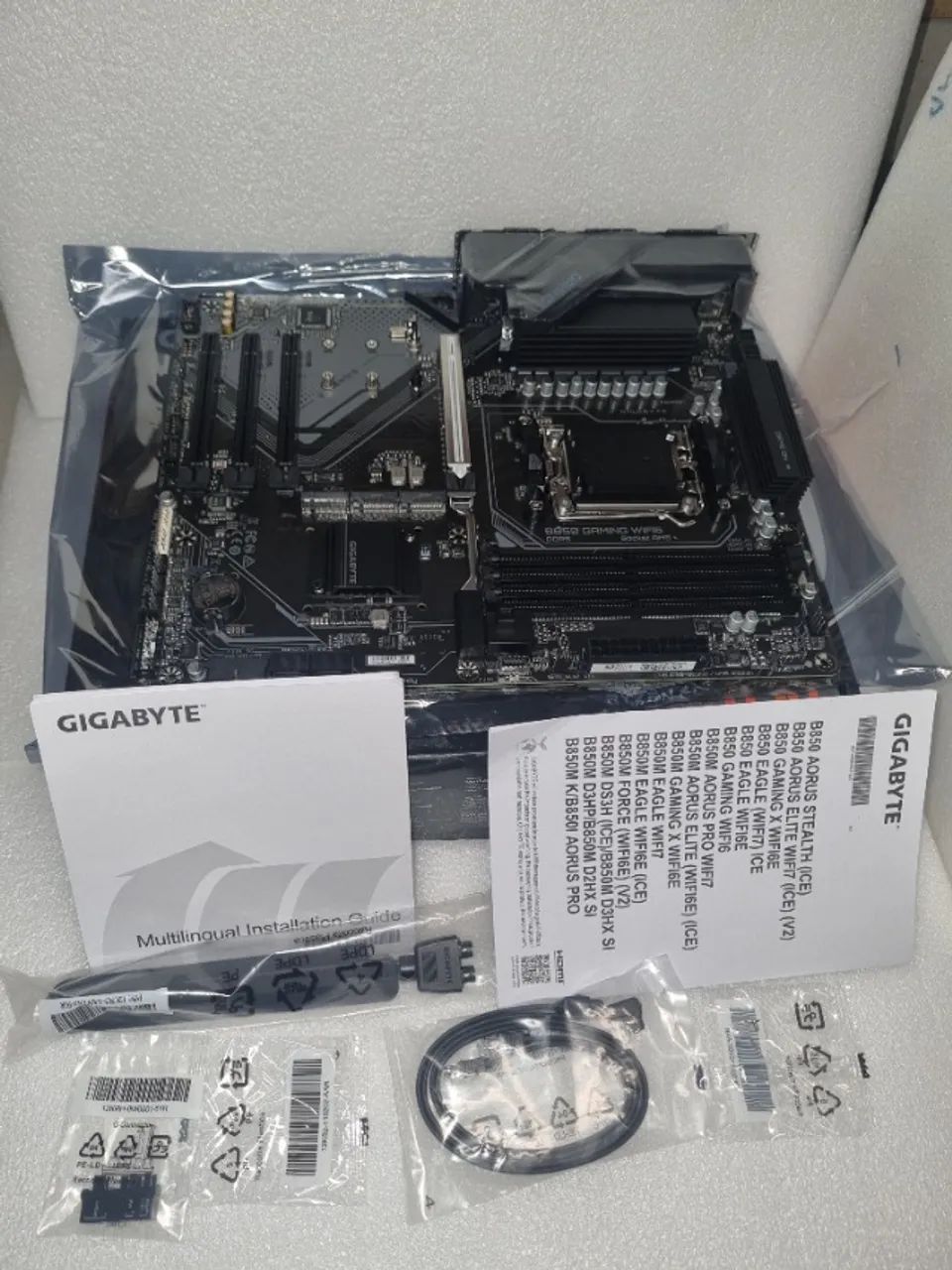 Placa Mae B850 Gaming WiFi6 Gigabyte AM5 DDR5  - Foto 4