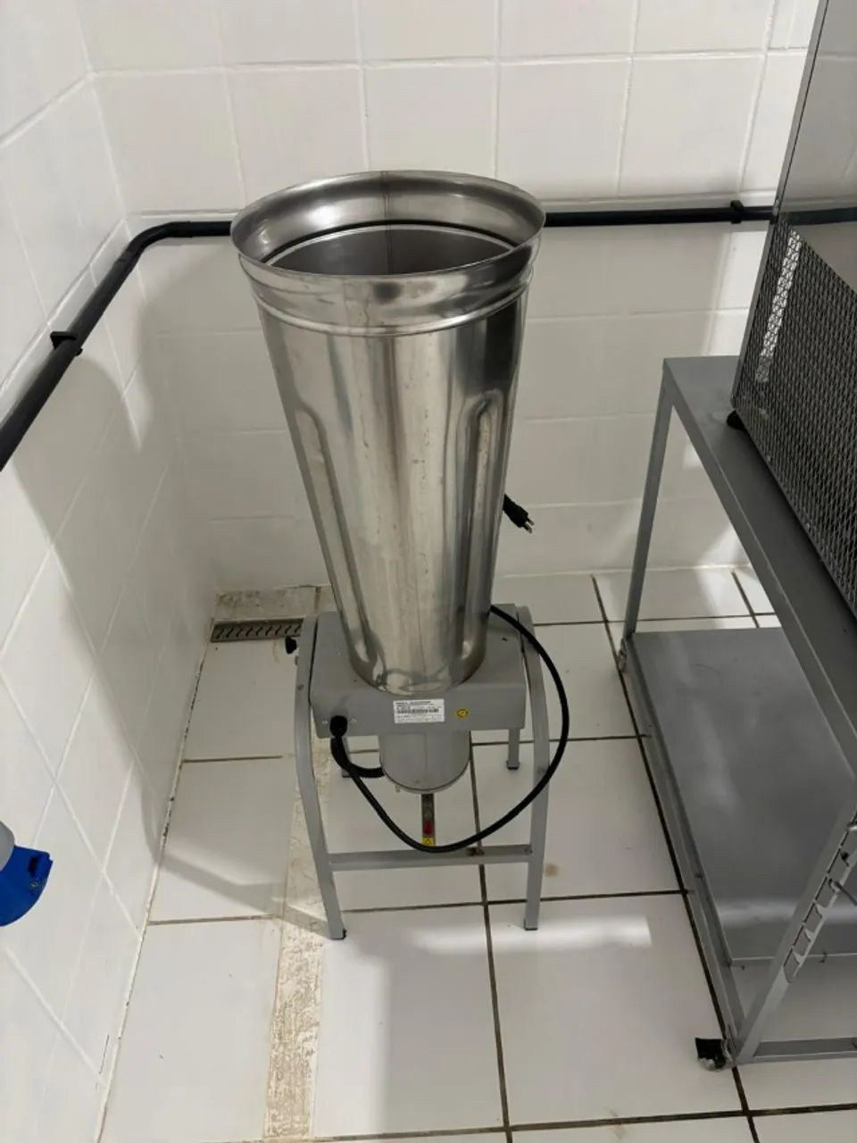 LIQUIDIFICADOR INDUSTRIAL 25 LITROS
