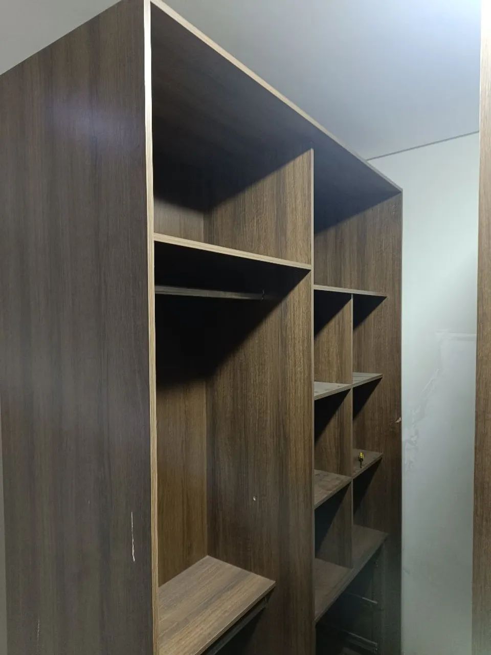 Guarda-roupa modulado/planejado de canto em MDF - Foto 3