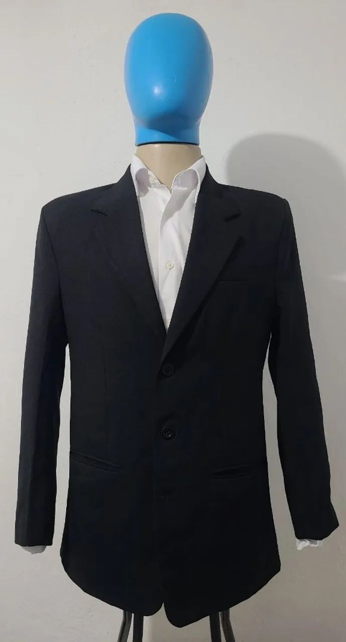 Blazer Slim Preto N° 46, bonito, elegante, bem confortável, tecido macio. 