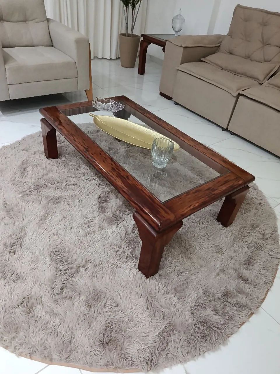 Mesa de centro madeira maciça 