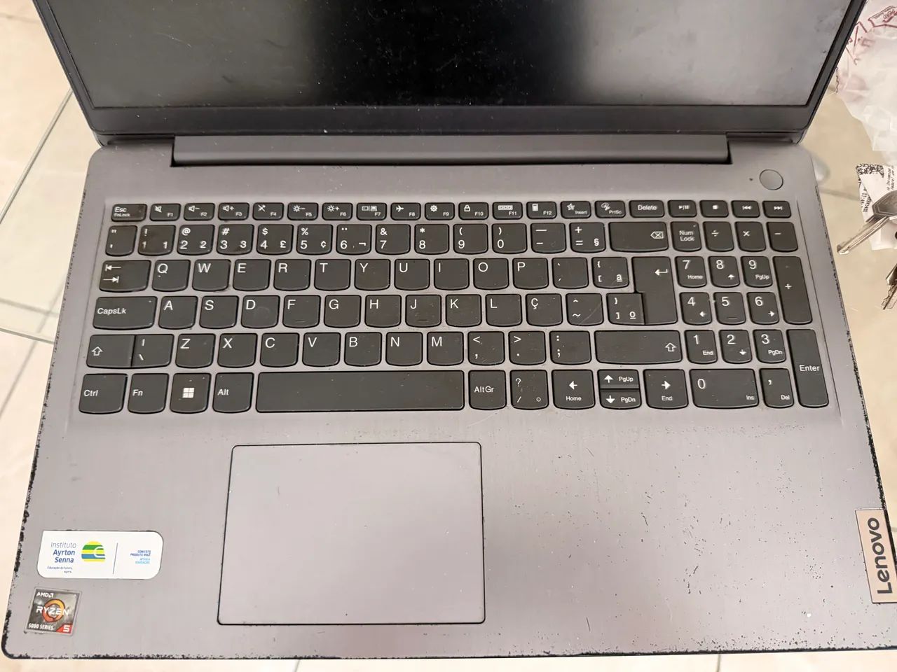 NOTBOOK LENOVO