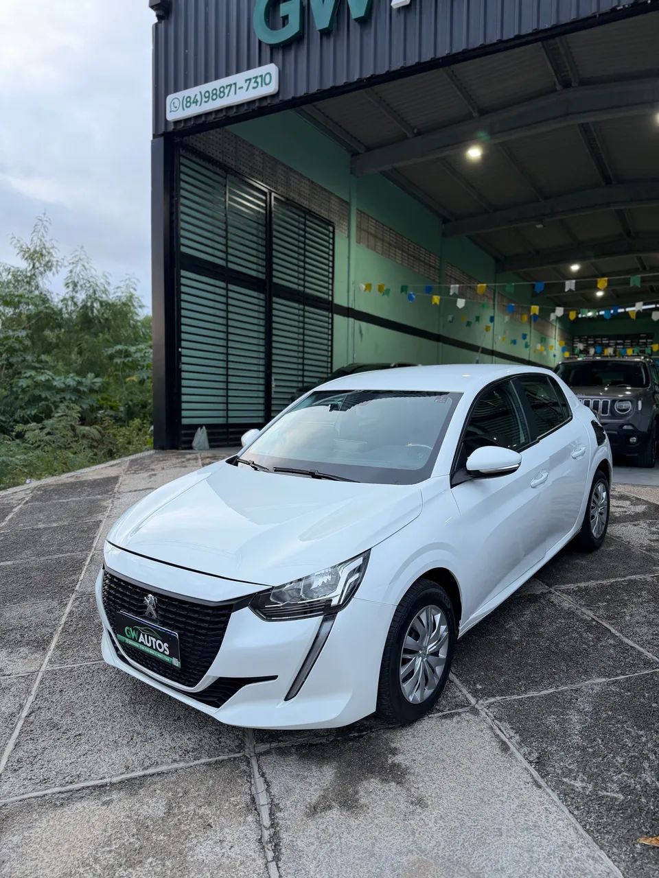 Peugeot 208 208 Like 1.0 Flex 6V 5p Mec. 2024