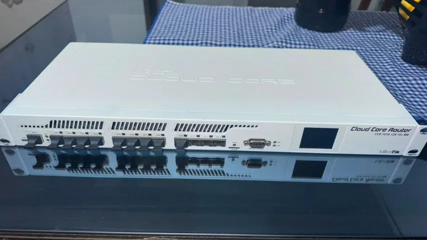 MikroTik CCR1016-12S-1S+