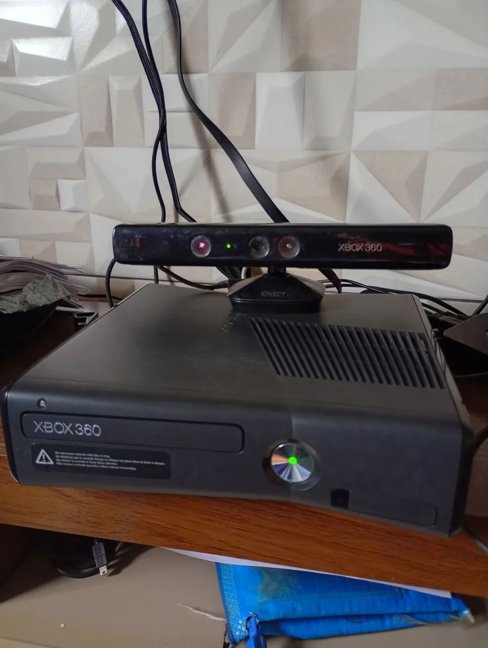 Xbox 360 com Kinect e jogos originais - Foto 3
