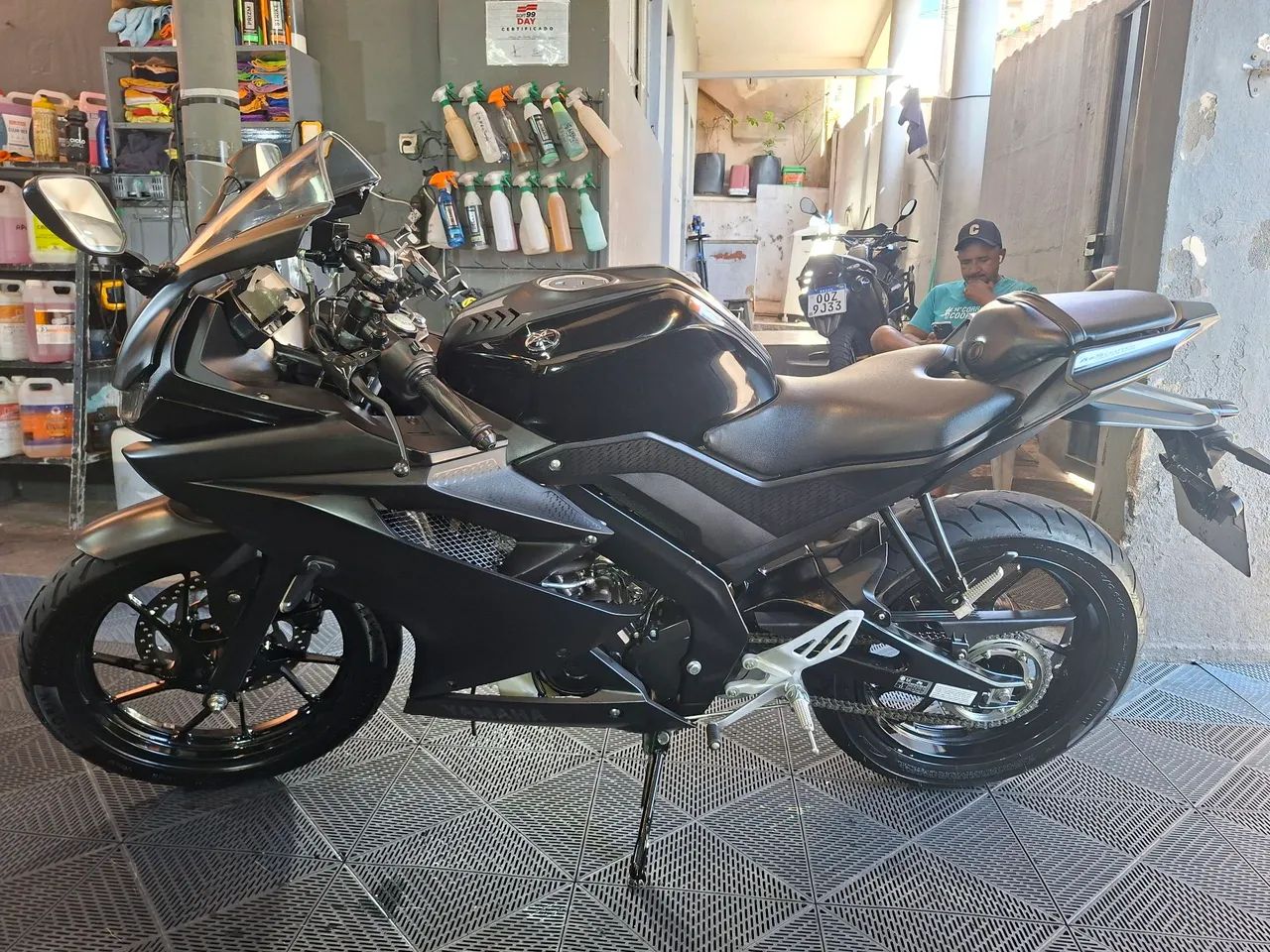 Yamaha R15