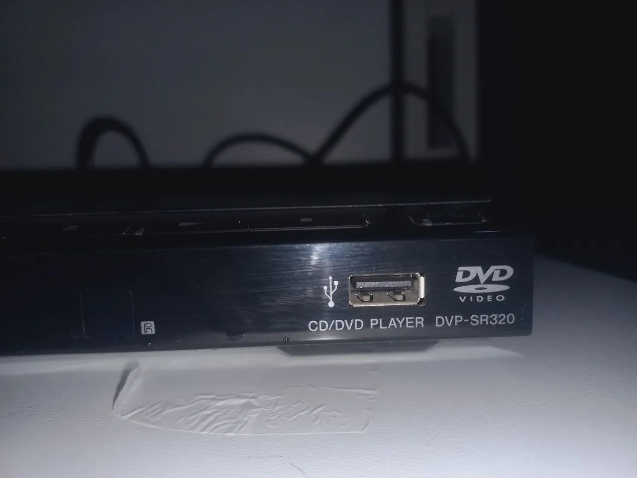 Aparelho DVD Sony (pouco usado) com cabo RCA - Foto 2
