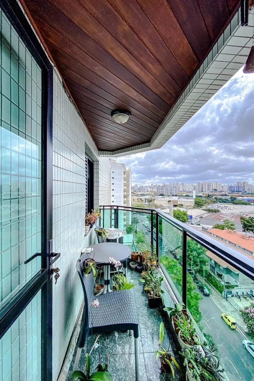 Apartamento à venda com 129m², 4 quartos e 4 vagas