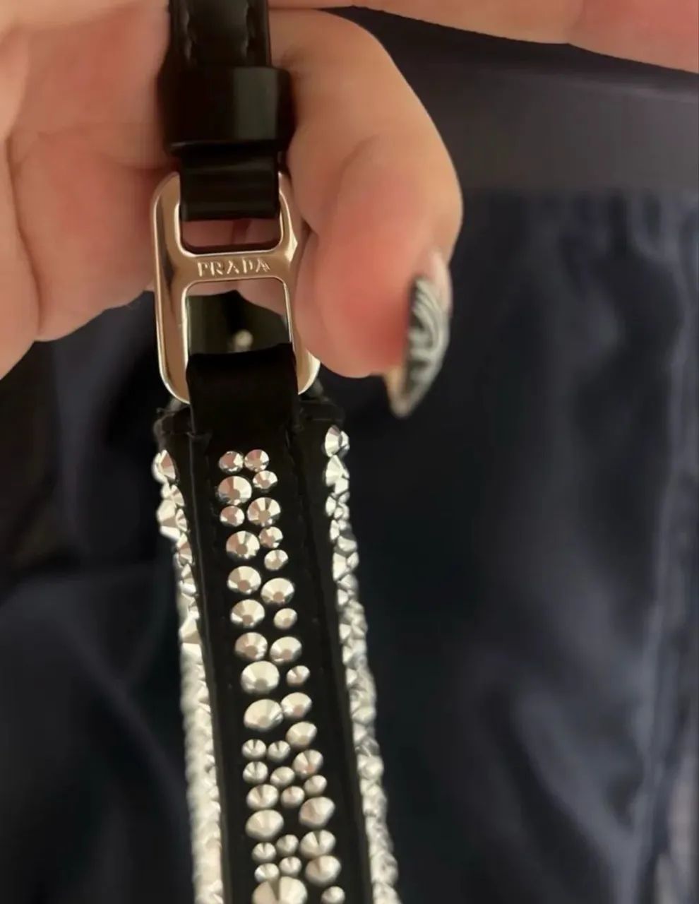 Bolsa Prada Cléo com strass - Foto 4