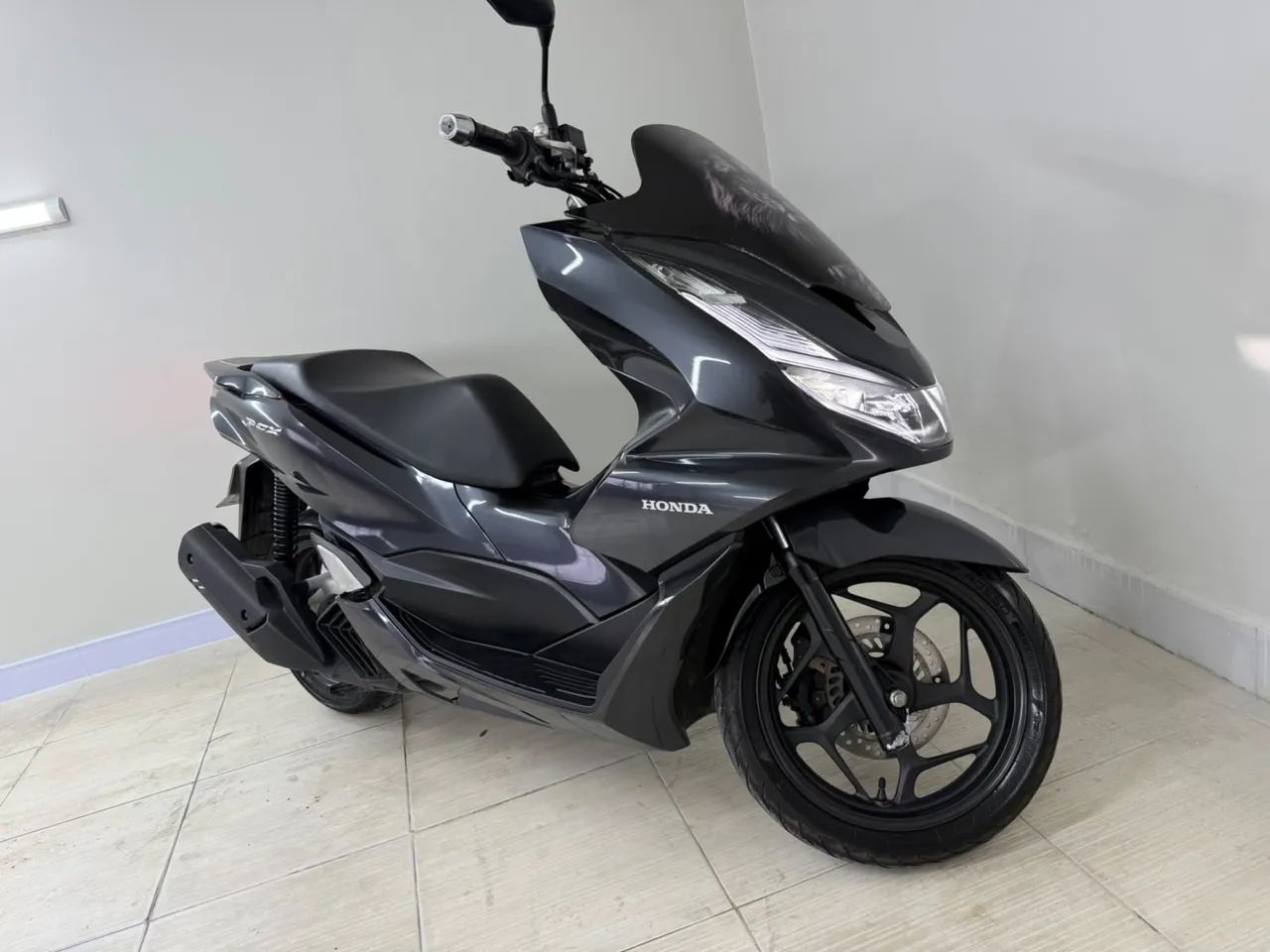 PCX DLX 260 abs - Foto 2