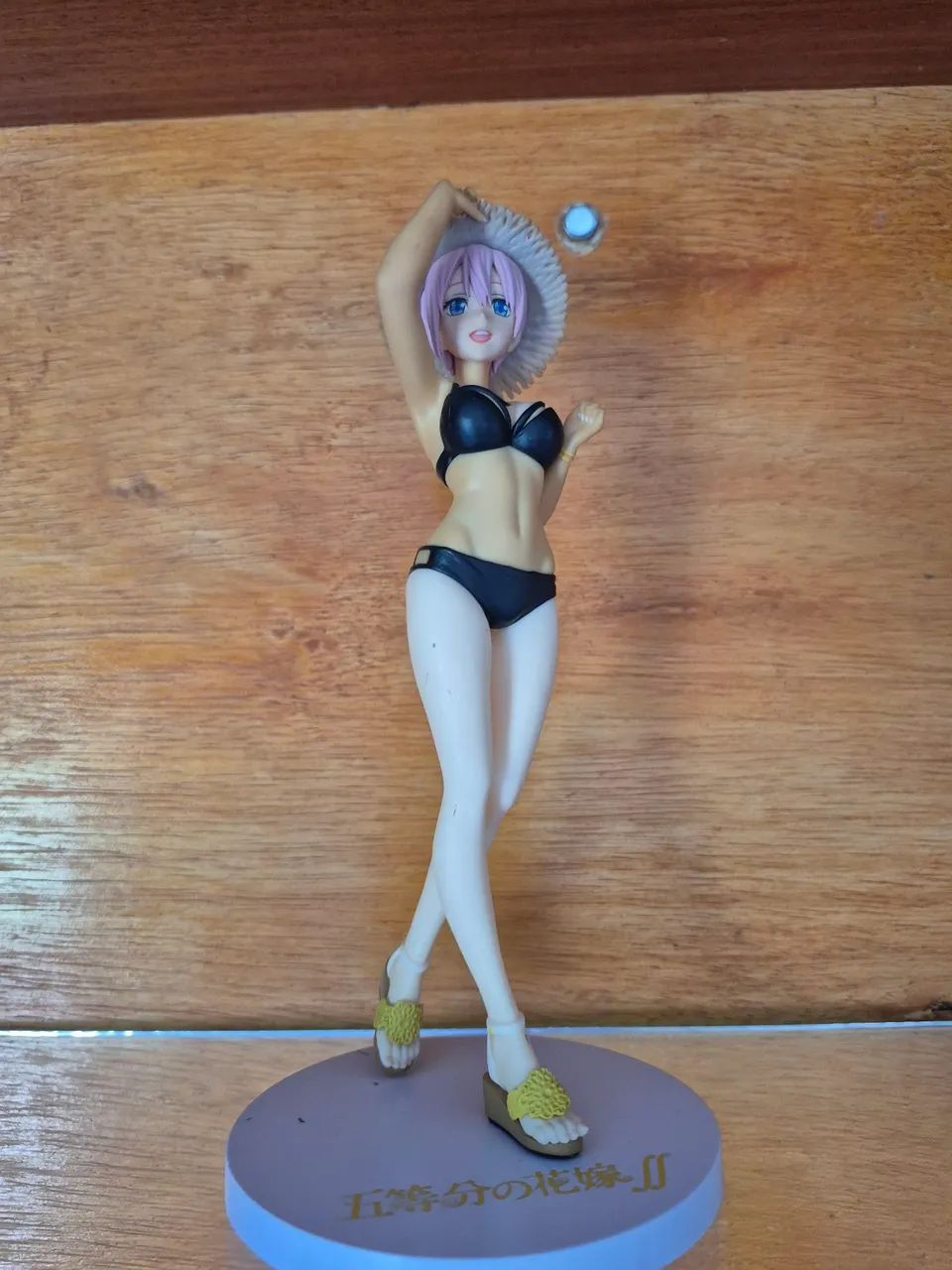 Ichika prize figure com avarias