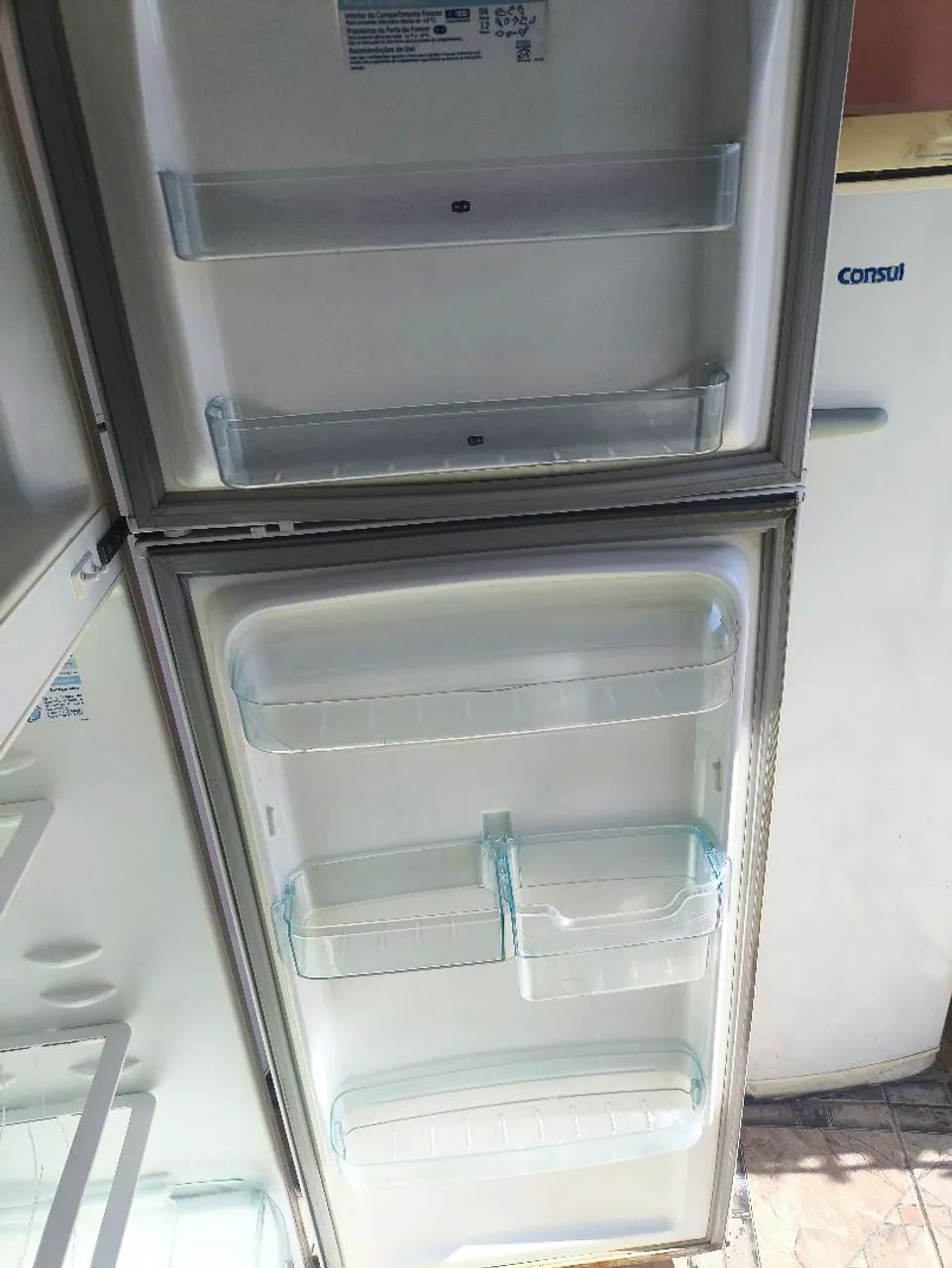 Geladeira Eletrolux, Frost Free, Funcionando perfeitamente  - Foto 5