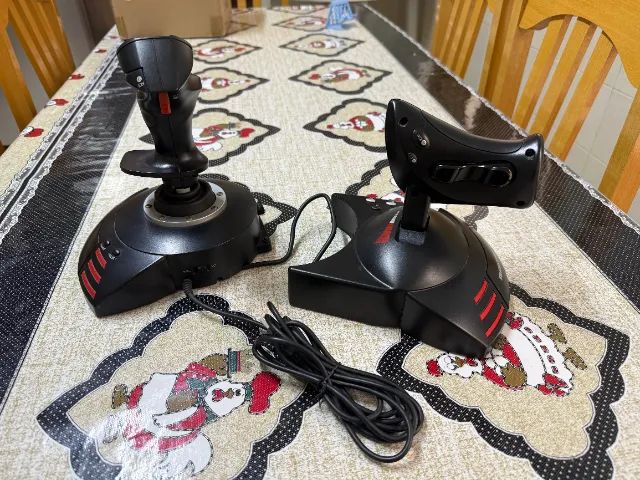  Thrustmaster T.Flight HOTAS X - Foto 2