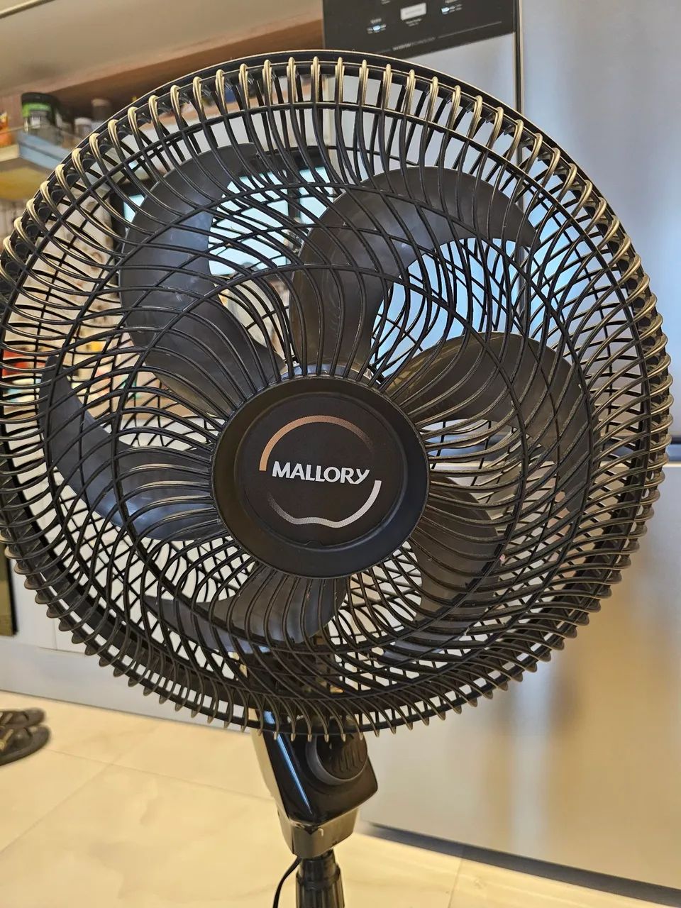 Ventilador de Coluna Mallory - Foto 2
