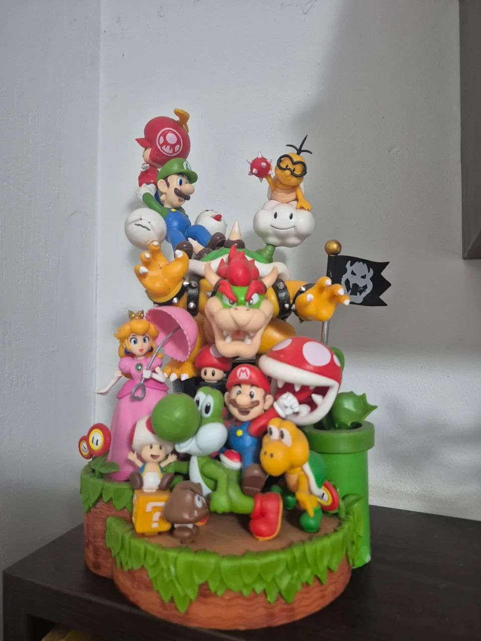 Diorama Super Mario e CIA