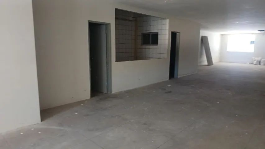 Galpão em Sto. Amaro com 420m2 para aluguel.