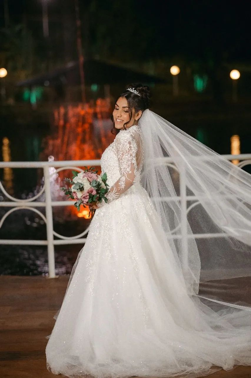 Vestido de Noiva Princesa Contemporânea - Foto 3