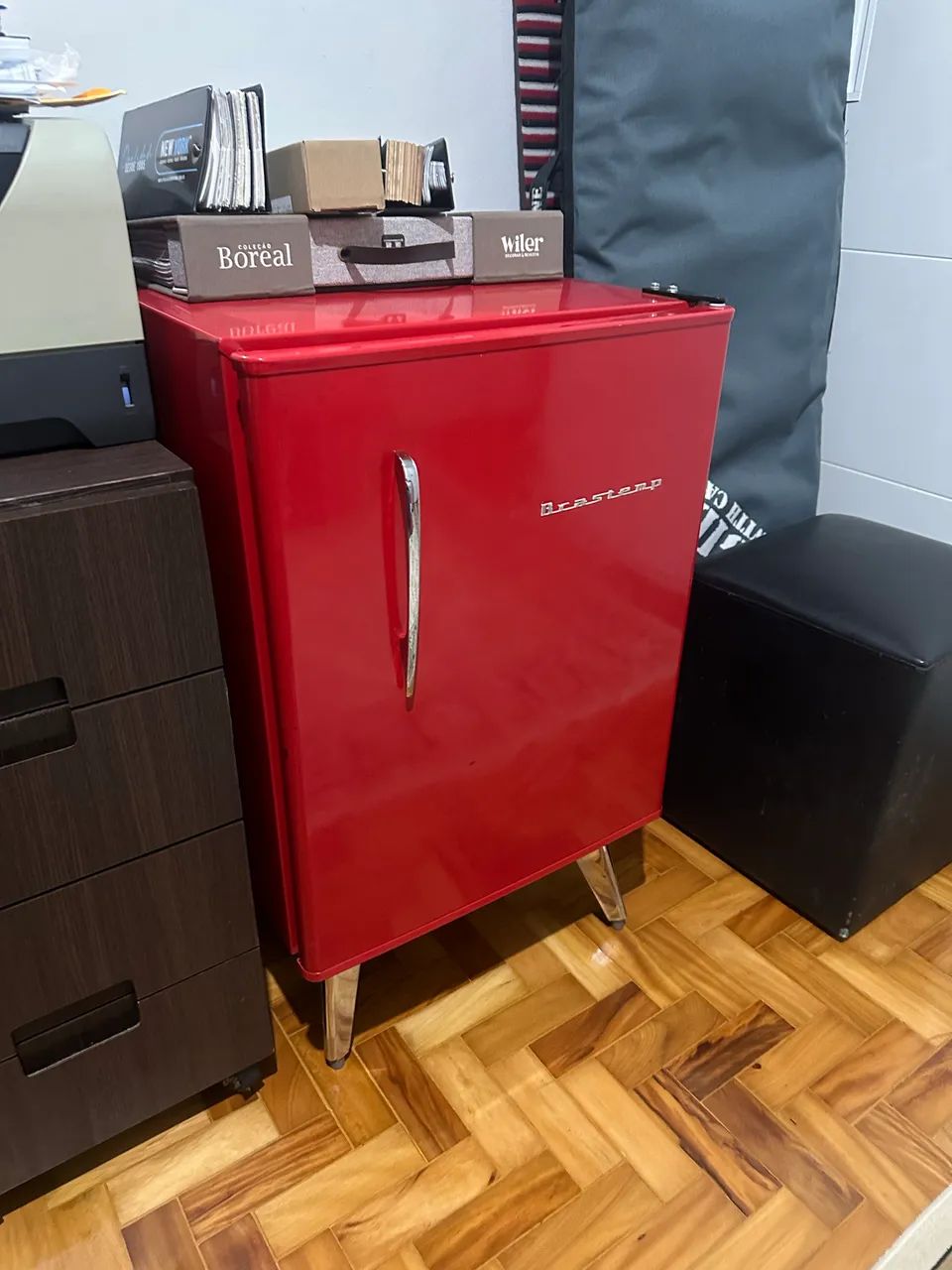 Frigobar Brastemp Retrô 76L - Foto 2