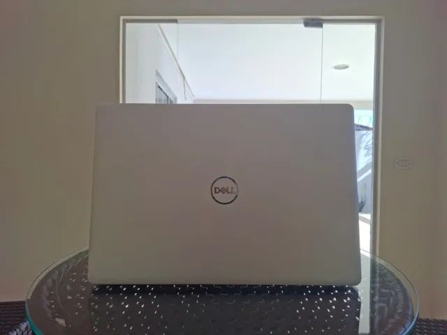 Dell Inspiron 15 (Modelo P75F) com processador Intel Core i7