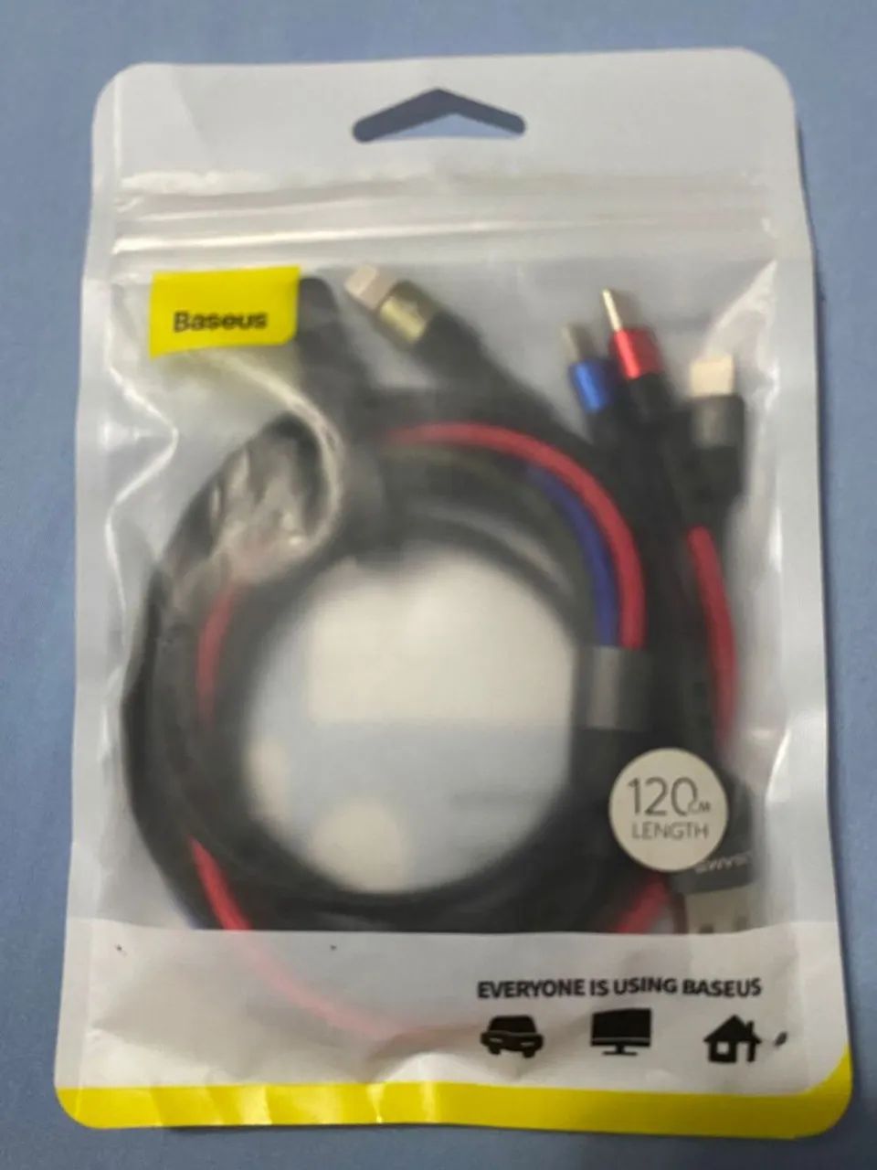 Cabo USB Baseus (pega até 3/4 celulares)