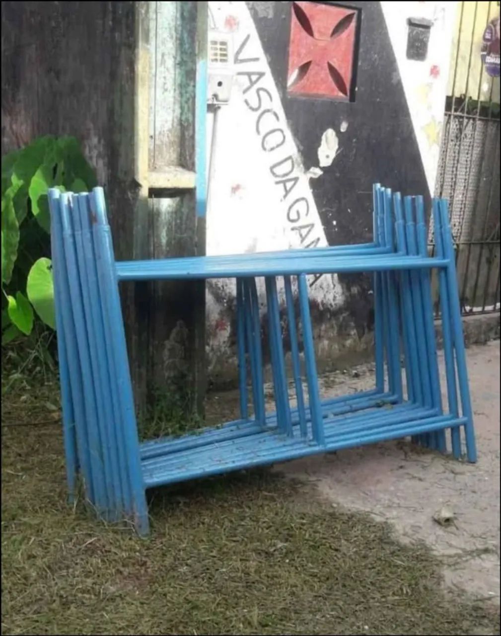 Andaimes e escoras de lajes  - Foto 3