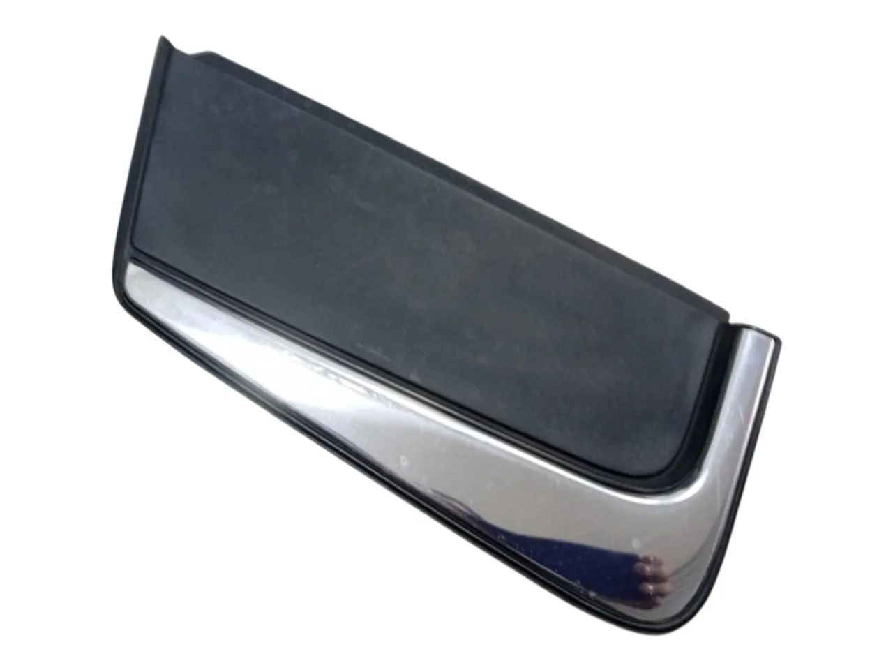 けい　904045 MOLDURA LATERAL TRASEIRA DIREITA CHERY TIGGO 5X TXS AUT 2020