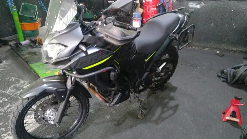 versys 300x completa com acessorios  - Foto 3