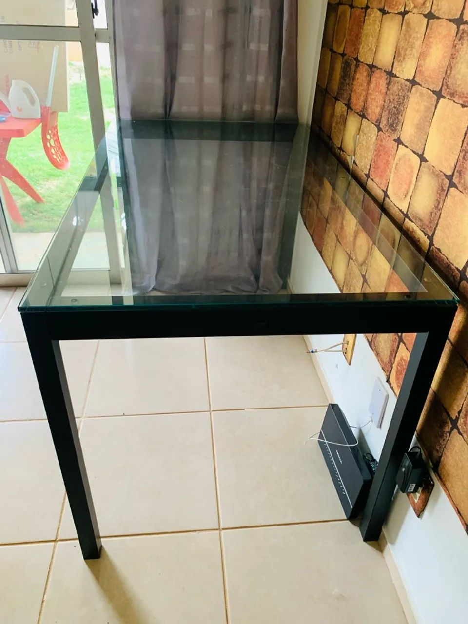 Mesa com tampo de vidro  - Foto 3