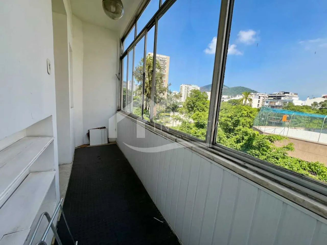EXCELENTE TRES QUARTOS RUA RESIDENCIAL BOTAFOGO - Foto 5