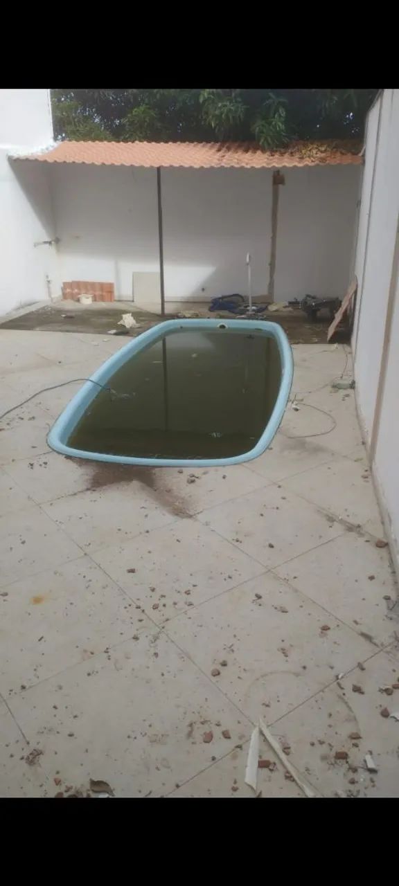 Piscineiro 