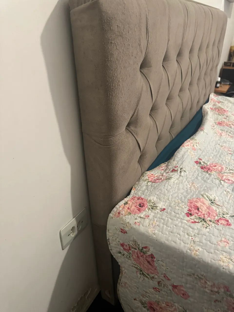 Cama casal completa, box, colchao d28 e cabeceira - Foto 5