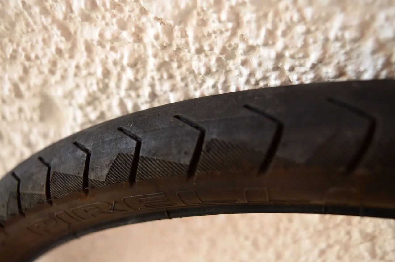 Pneu Pirelli aro26 - Foto 4